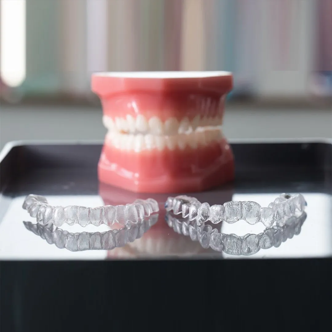 Quy Trinh Nieng Rang Vo Hinh Chuyen Nghiep Tai Nha Khoa APEX Can Tho